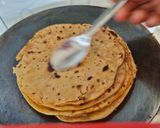 A picture of step 3 of Khakhra.