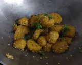 A picture of step 3 of Lauki muthiya.
