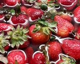 Foto del paso 1 de la receta: Mi ingrediente predilecto es la frutilla