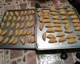 Foto langkah ke 4 dari resep Kue kering bawang.