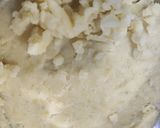 A picture of step 4 of Gajar-Aloo Paratha.