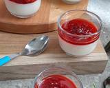 Cara Membuat Puding Susu dengan Saus Strawberry 7