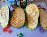 Foto del paso 1 de la receta: Berenjenas rellenas de verduras y atún 🍆