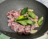 Foto langkah ke 3 dari resep Buncis tumisan daging pedas.