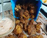 A picture of step 3 of Crispy zinger shots.