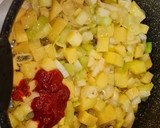 Foto del paso 3 de la receta: Filetes de ternera en salsa de hongos y patata