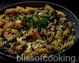 A picture of step 7 of Mushroom And Spinach Pasta.