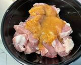 Une image de l'étape 4 de Porc à l'ananas, prune et gingembre.