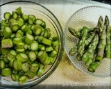 A picture of step 1 of Asparagus and Razor Clam Risotto.