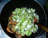 Foto langkah ke 8 dari resep Tumis Pokcoy dan Udang.