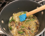 A picture of step 2 of Chicken Alfredo.