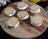 Microwave Biscuit Sandwiched S'mores recipe step 5 photo