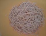 A picture of step 1 of Fried spaghetti with bacon.