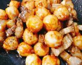 Hình bước làm 7 của món Trứng cút chiên nước mắm