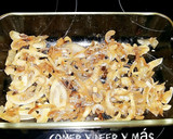 Foto del paso 4 de la receta: Bacalao con cebolla y piñones