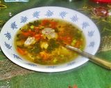 Cukorborsó zöldségleves bárányhúsgombóccal, édesköménnyel és pecorino sajttal recept fázis 18 fotója