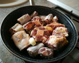 Foto del paso 2 de la receta: Rabo de toro en salsa 🐂