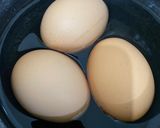Gambar langkah 1 resipi Salad Telur.
