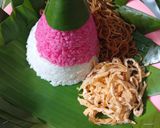 Foto langkah ke 7 dari resep Tumpeng Mini Merah Putih.