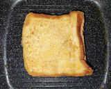 Foto langkah ke 4 dari resep Roti Tawar Lava Toast.