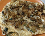 Foto del paso 3 de la receta: Tortilla de calabacín con claras
