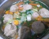 Foto langkah ke 3 dari resep Bakso Kuah rasa Soto.