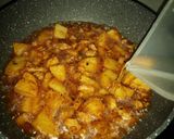 Foto langkah ke 4 dari resep Tumis Kentang Ayam Cincang.