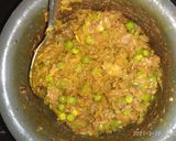 A picture of step 1 of Garlic masala pav.