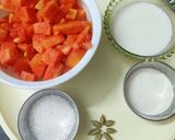A picture of step 1 of Sweet Papaya Milk Shake.