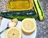 Une image de l'étape 1 de Sauce salade aux éplucheurs de concombre 🥒🥒🥒.