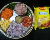 चिकन मॅगी नूडल्स (chicken maggi noodles recipe in marathi) रेसिपी स्टेप 1 फोटो 