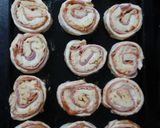 Foto del paso 4 de la receta: Rollitos de pizza