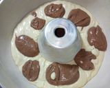 Foto langkah ke 5 dari resep Bolu Marble Putih Telur.