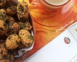 A picture of step 4 of Methi Muthiya (Fried Fenugreek Dumplings).