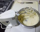 A picture of step 4 of Victorian Sponge Cake.