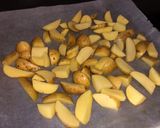 Foto del paso 1 de la receta: Salmón con patatas baby al horno