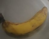 A picture of step 1 of Banana shake.
