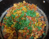 गाजर मटर आलू गोभी सब्जी (Gajar matar aloo gobhi sabji recipe in Hindi) रेसिपी चरण 5 फोटो