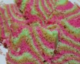 Foto langkah ke 5 dari resep Bolu pelangi.