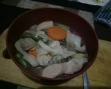 Foto langkah ke 6 dari resep Sayur sop sosis dan bakso sapi ala D'Kost.