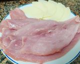 Foto del paso 1 de la receta: Cerdo con sesos de hojaldre de mozzarella