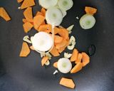 Foto del paso 2 de la receta: Mostaccioli con salsa blanca y carne