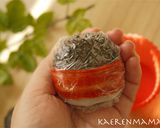 A picture of step 6 of Easy Mickey Silhouette Onigiri.