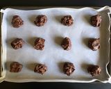 A picture of step 4 of American Style Brownie Cookies.