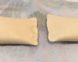 Foto del paso 2 de la receta: Napolitanas de crema de turrón