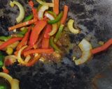 Foto langkah ke 1 dari resep Udang Sosis Saus Paprika.