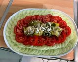 Une image de l'étape 9 de Salade de tomates, concombre et poireaux marinés à la feta.