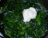 Foto del paso 3 de la receta: Revuelto de espinaca con queso por salut