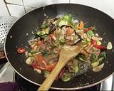 Foto langkah ke 4 dari resep Ikan Pindang Cabe Hijau Cetar.