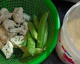 কড়াইশুঁটি ও ফুলকপি দিয়ে মুগডাল (karaishuti o fulkopi diye moong dal recipe in Bengali) রেসিপির ধাপ 1 ছবি